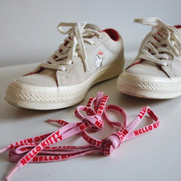 Hello Kitty x Converse One Star Low Top Sneakers - Picture 4 of 5